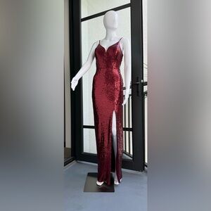 Dress. Elegant Burgundy Maxi Dress. Used once.